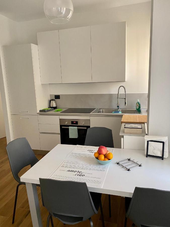 Casa Motti, Accogliente Appartamento Ristrutturato In Repubblica Милан Экстерьер фото